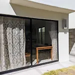 Habitacion Con Bano Privado, Frente Al Conin